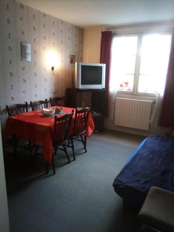 Lenard Charles Bed & Breakfast Juvigny-Val-d'Andaine Esterno foto