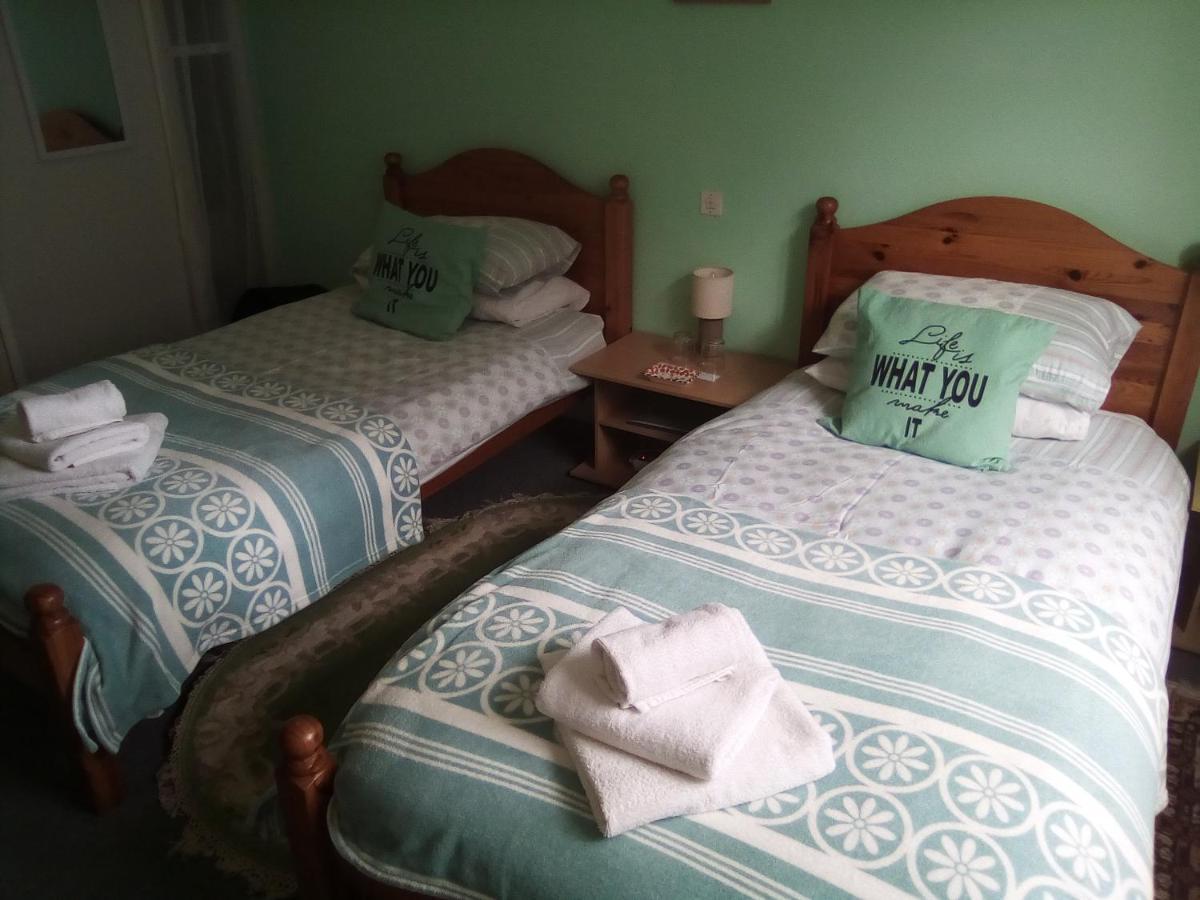 Lenard Charles Bed & Breakfast Juvigny-Val-d'Andaine Esterno foto