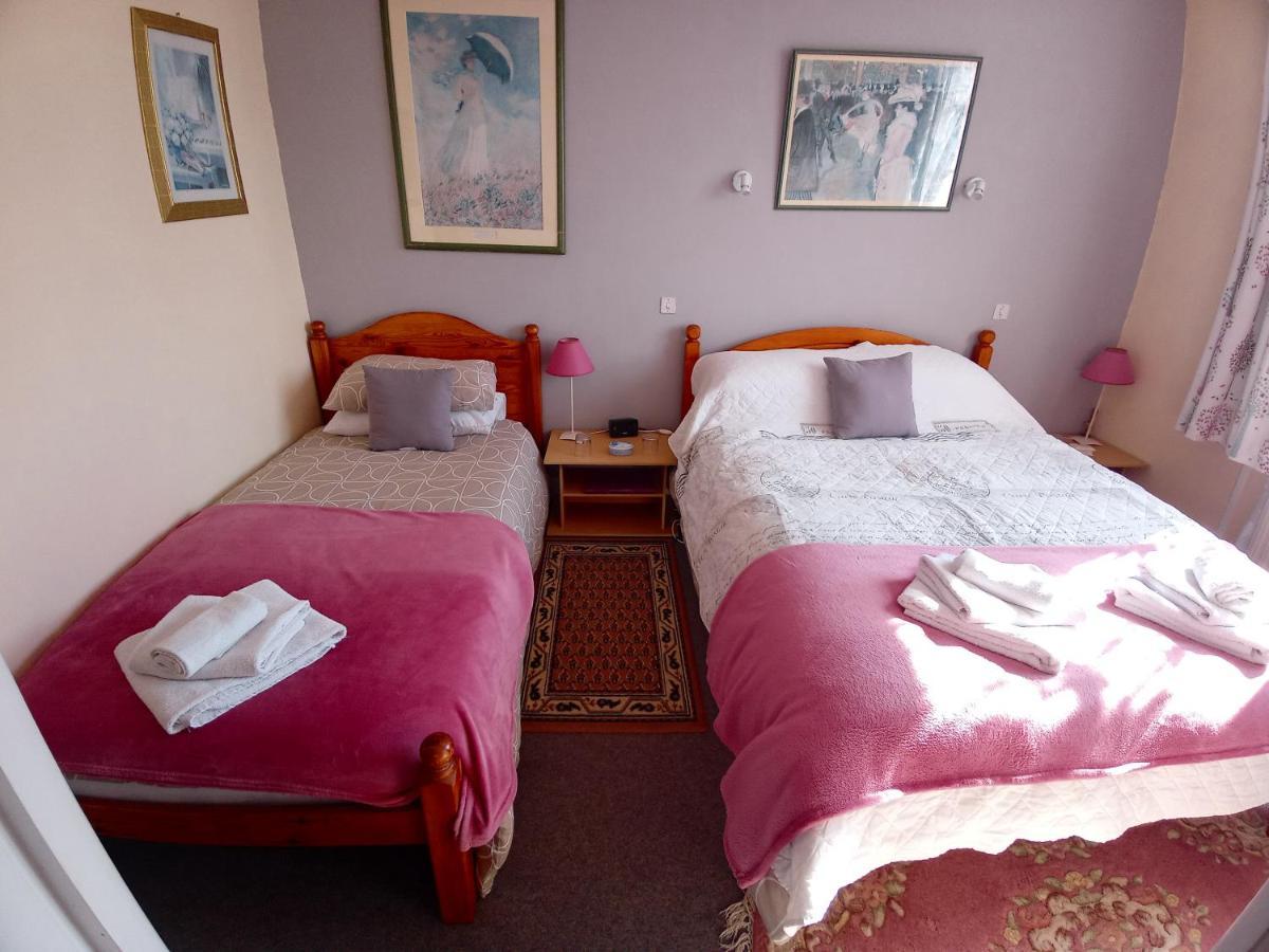 Lenard Charles Bed & Breakfast Juvigny-Val-d'Andaine Esterno foto