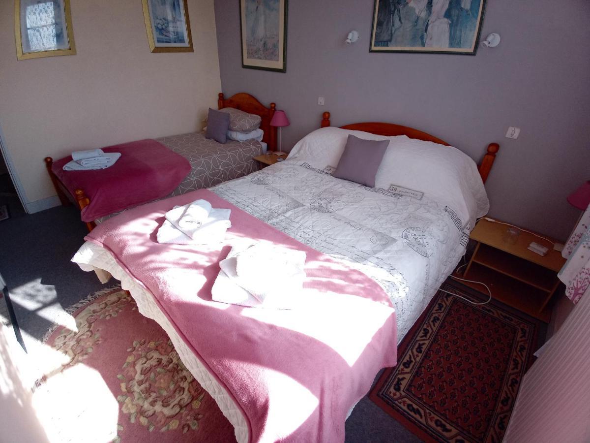 Lenard Charles Bed & Breakfast Juvigny-Val-d'Andaine Esterno foto